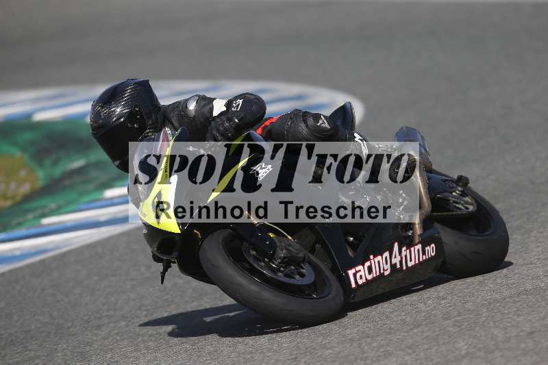 /Archiv-2024/02 29.01.-02.02.2024 Moto Center Thun Jerez/Gruppe gruen-green/87